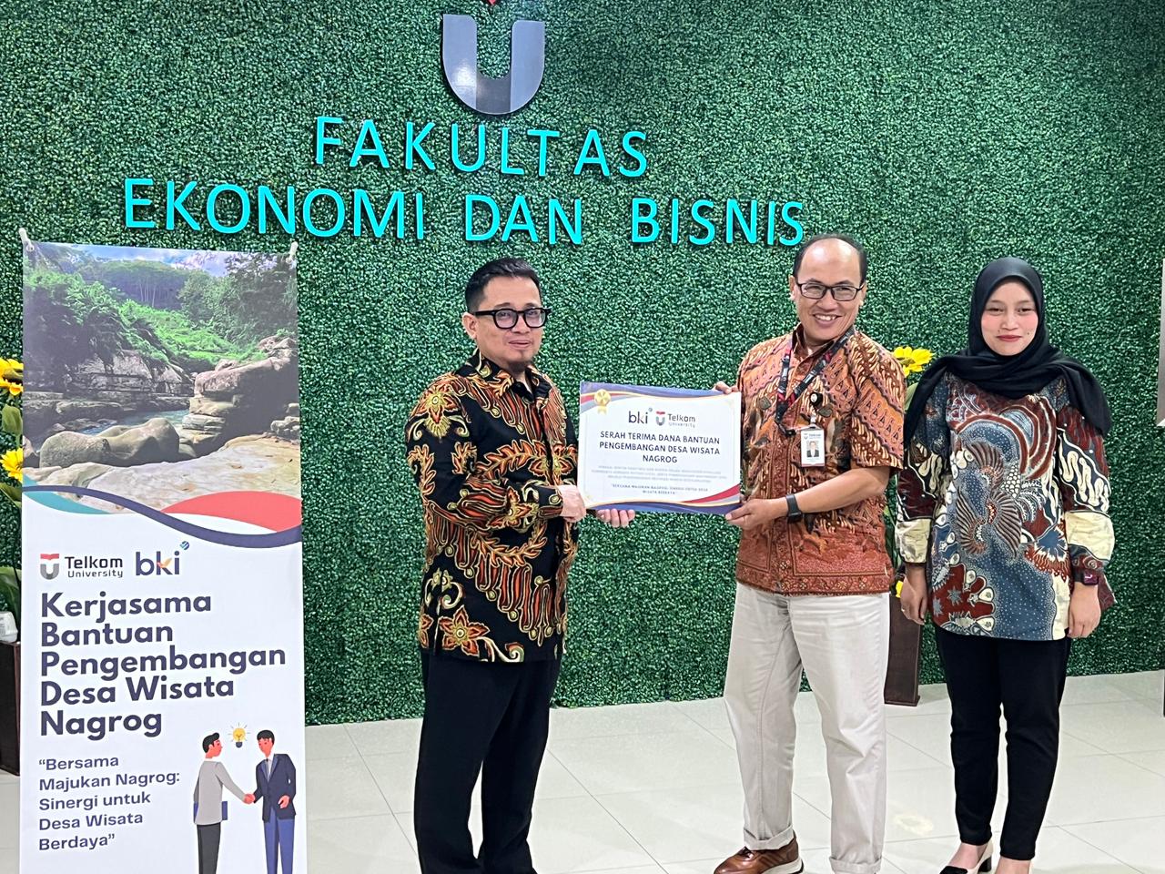 Pengembangan Desa Wisata Kerja Sama Telkom University x Biro Klasifikasi Indonesia (PT BKI). Pengembangan Desa Wisata Kerja Sama Telkom University x Biro Klasifikasi Indonesia (PT BKI).